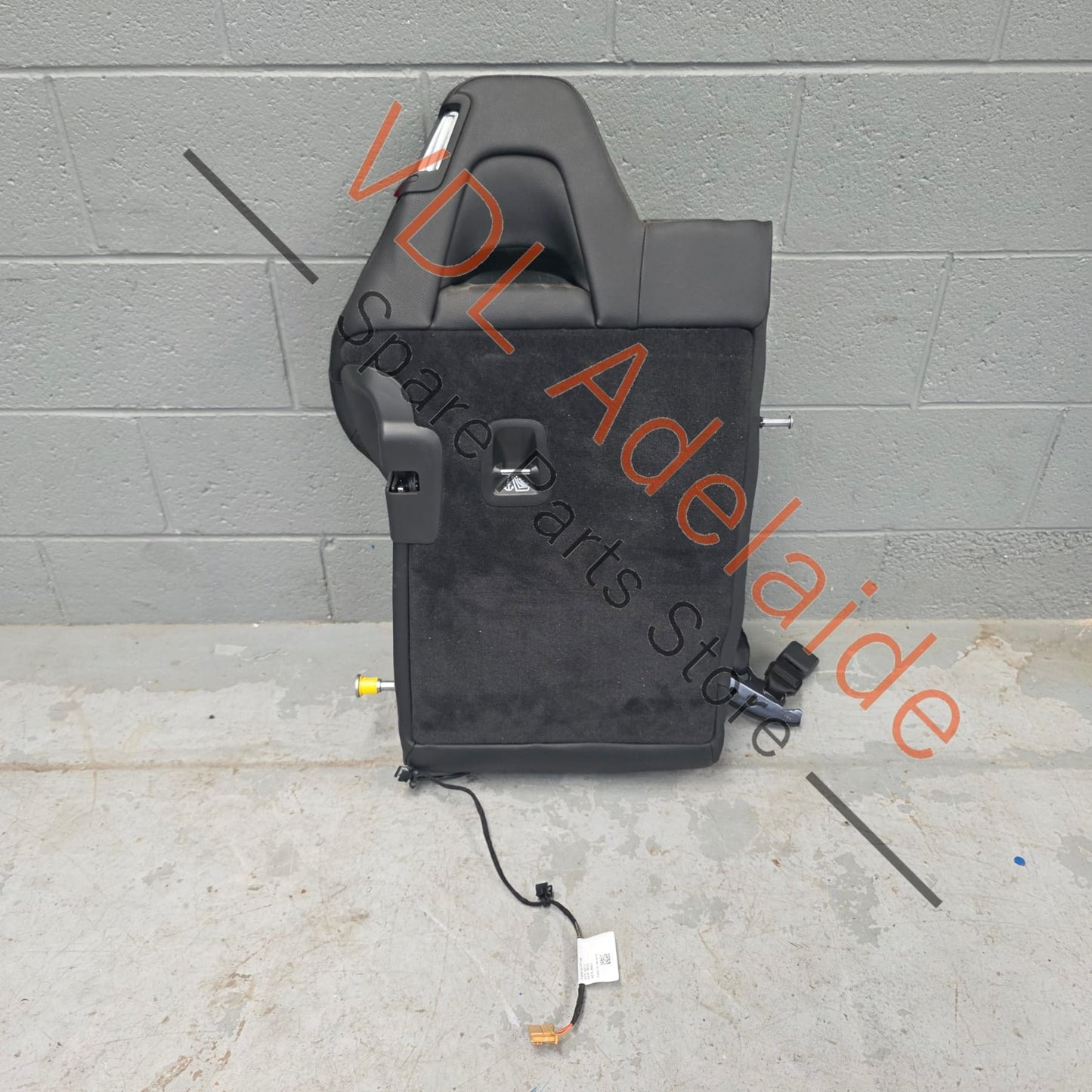 974885805JGDB     Porsche Panamera 971 Rear Left Seat Back Backrest 974885805J GDB with Porsche Crest