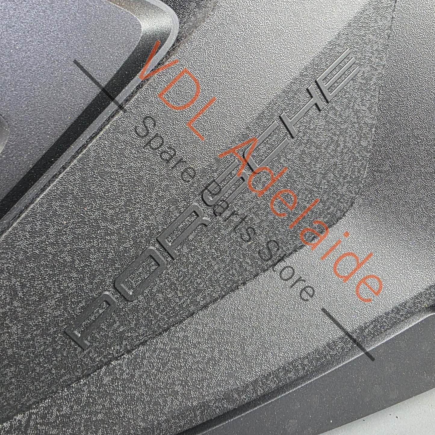 971103925S 971103925B    Porsche Panamera Hybrid Engine Cover Trim 971103925B 971103925S