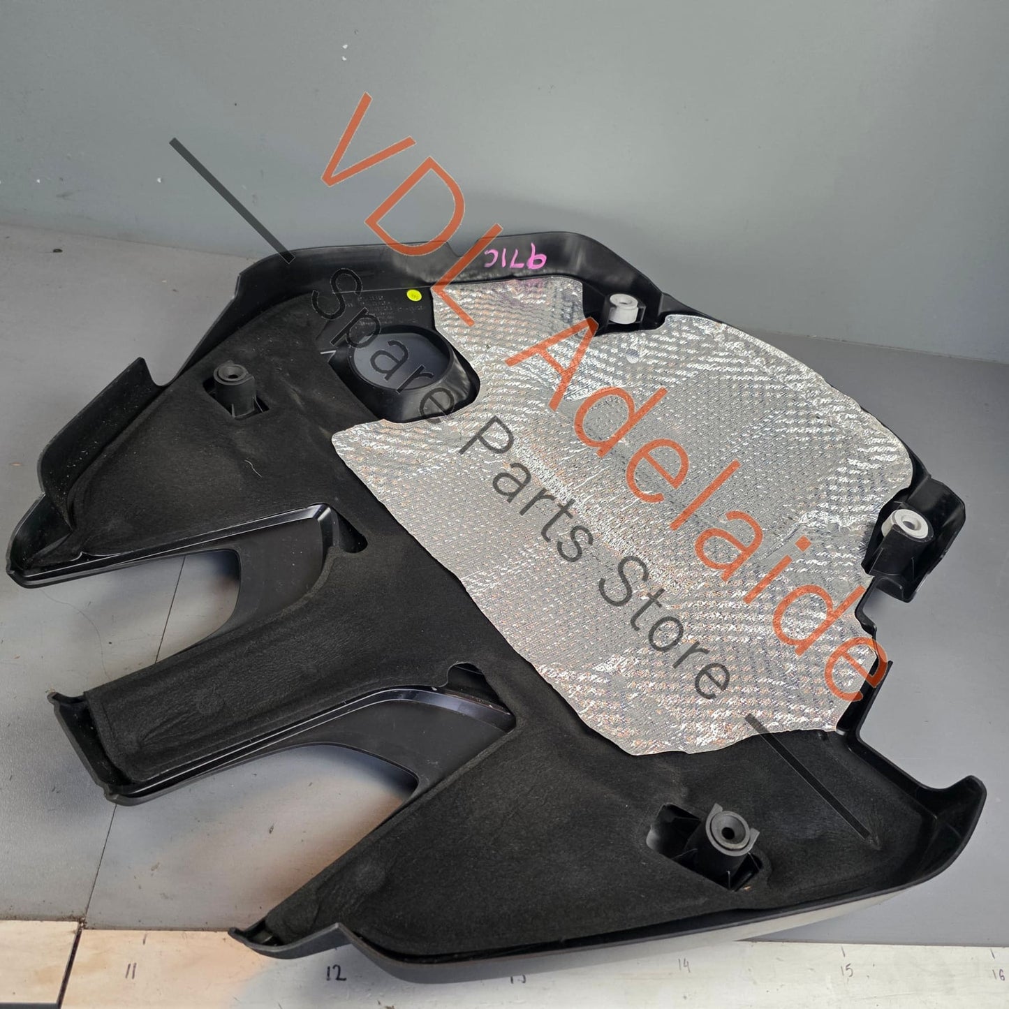 971103925S 971103925B    Porsche Panamera Hybrid Engine Cover Trim 971103925B 971103925S