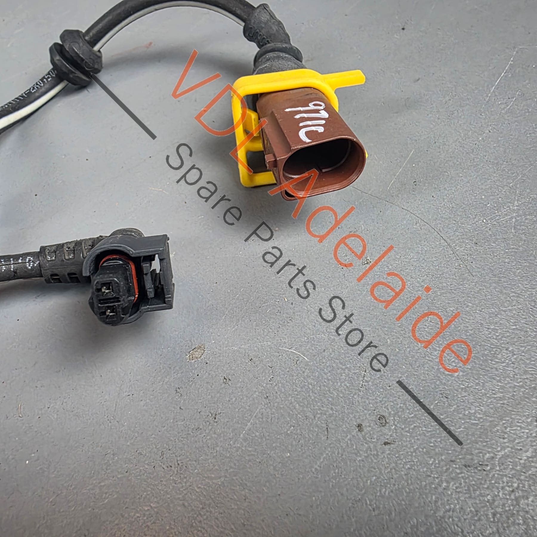 971971289A     Porsche Panamera 971 Rear Air Suspension Cable Harness 971971289A