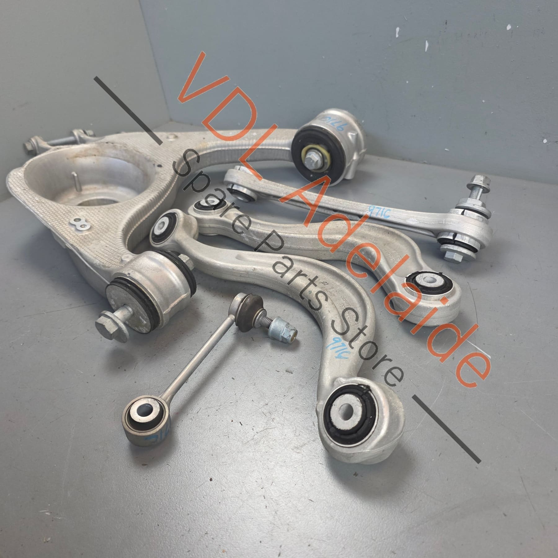 971505311E 971505397A 971505323B 971501529B  Porsche Panamera 971 Rear Suspension Wishbone Control Arm Set Left