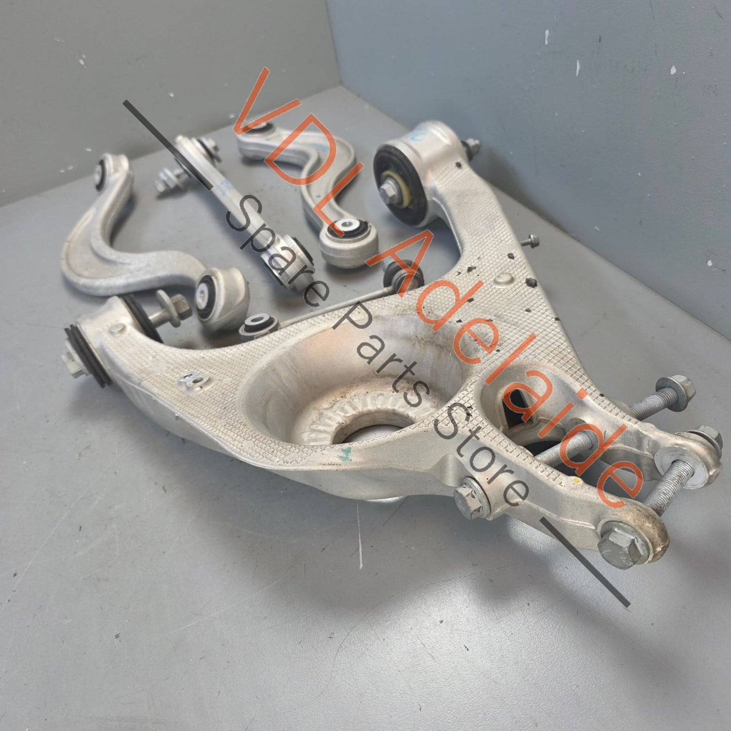 971505312E 971505398A 971505323B 971501529B  Porsche Panamera 971 Rear Suspension Wishbone Control Arm Set Right
