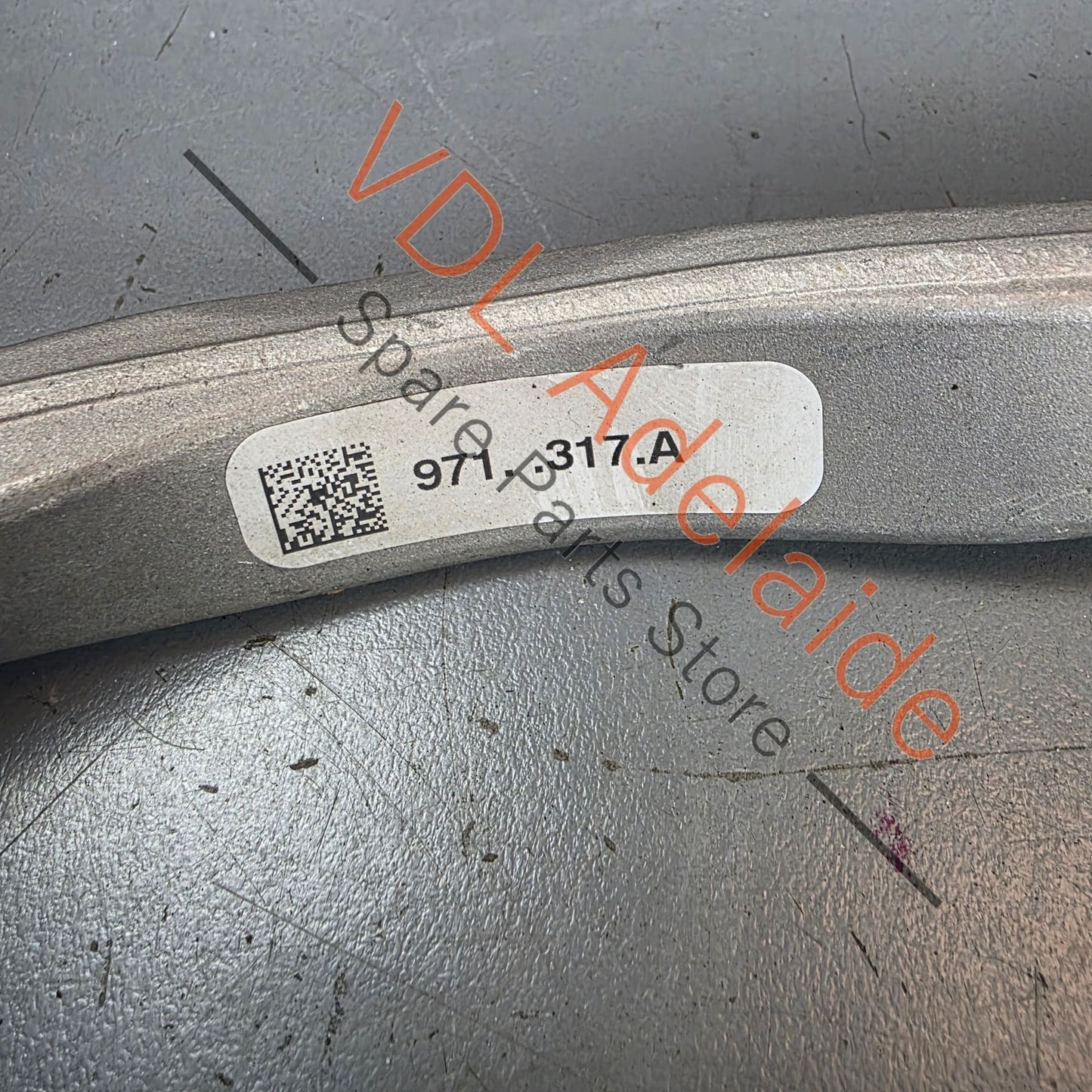 971411317C 971411317    Porsche Panamera 971 Front Left Swaybar Coupling Rod Linkage 971411317C