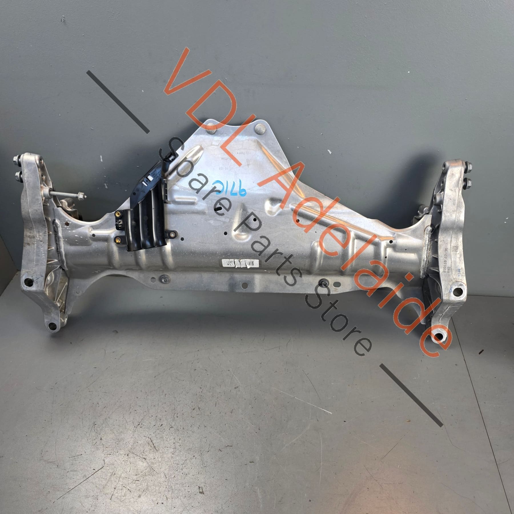 971407487Q 971407487P 971407107   Porsche Panamera 971 Front K-Frame Crossmember Reinforcement 971407487Q