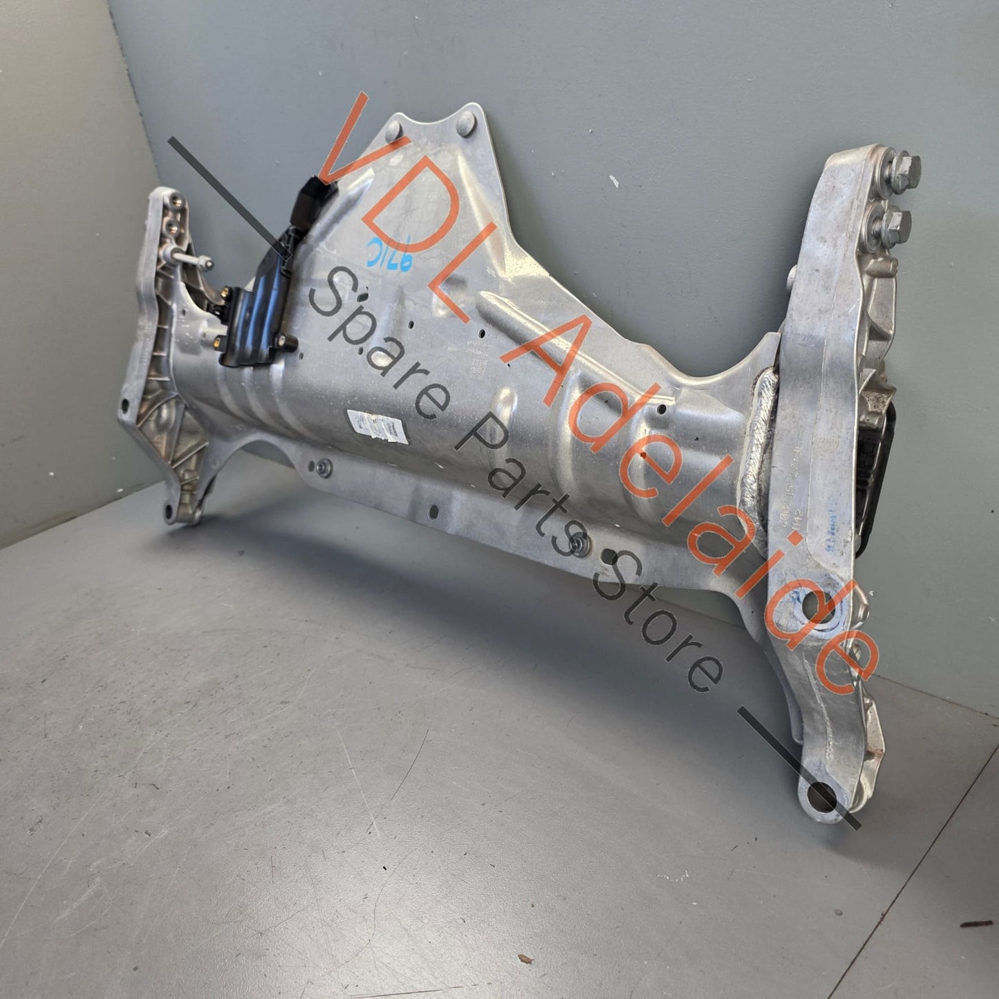 971407487Q 971407487P 971407107   Porsche Panamera 971 Front K-Frame Crossmember Reinforcement 971407487Q