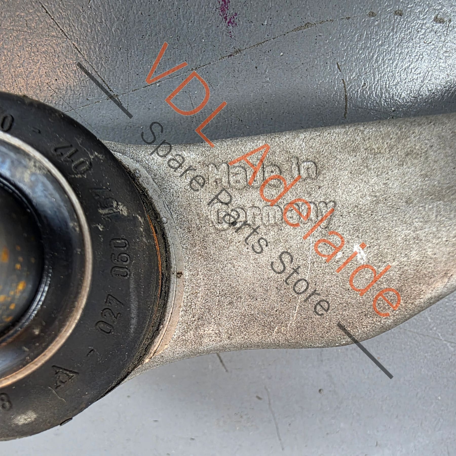 971423811B 971423810    Porsche Panamera 971 Left side Steering Rack End & Tie Rod 971423811B 971423810