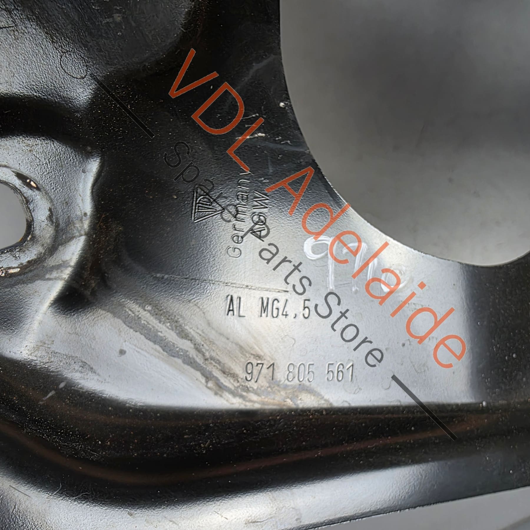 971805561A     Porsche Panamera 971 Front Radiator Reinforcement Panel 971805561A