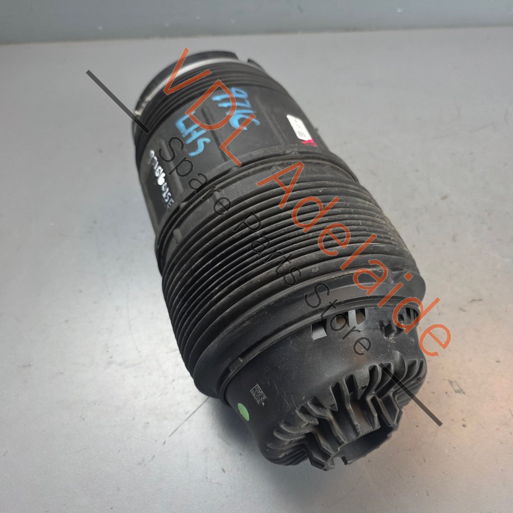 971616025C 971616025H    Porsche Panamera 971 Left Rear Suspension Airbag Air Spring Cylinder LHS 971616025C 971616025H
