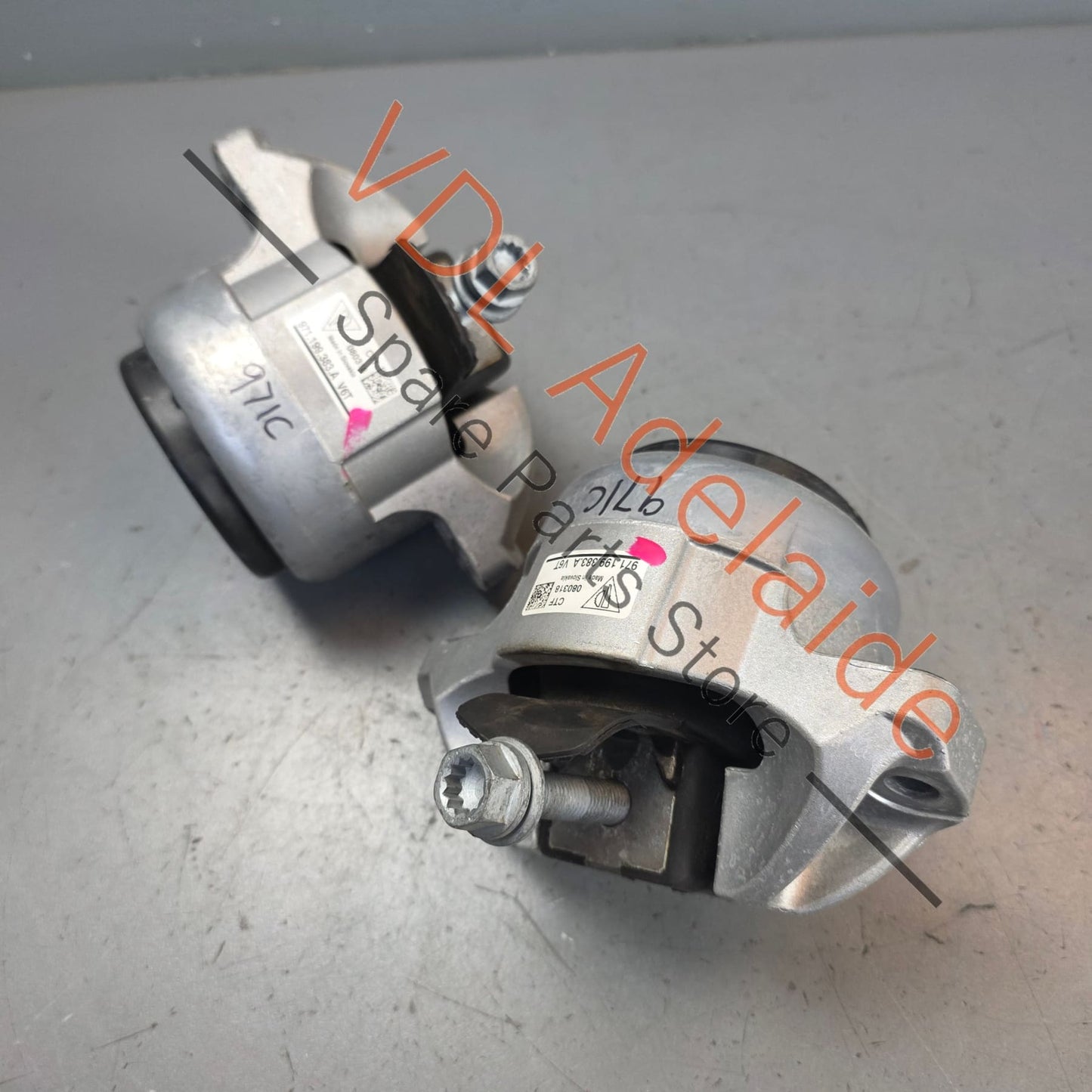 971199383A 9A719938310    Porsche Panamera 971 Pair of Engine Mounts 971199383A 9A719938310