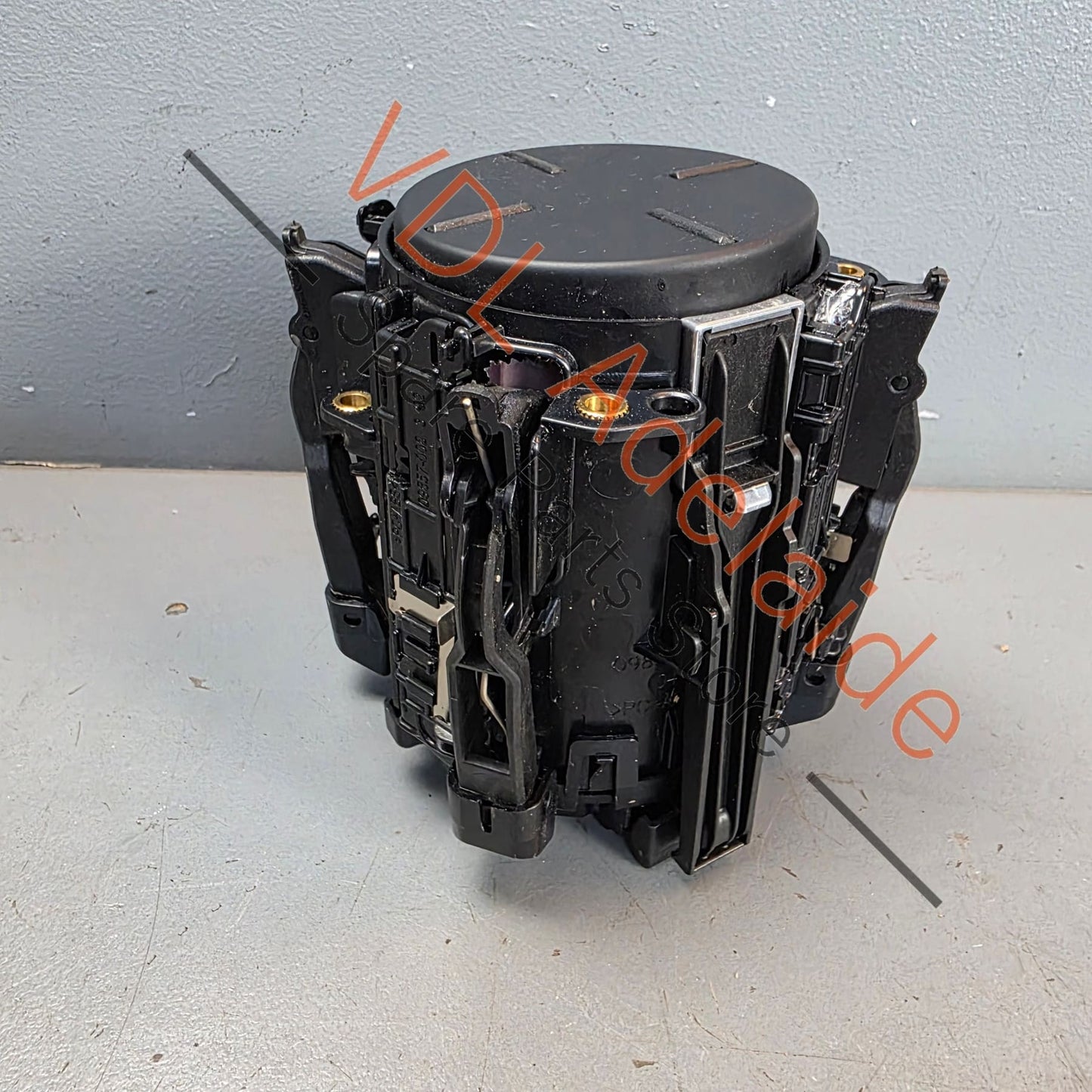 971858569D     Porsche Panamera 971 Centre Console Pop Up Drinks Cup Holder Small Front 97185869D