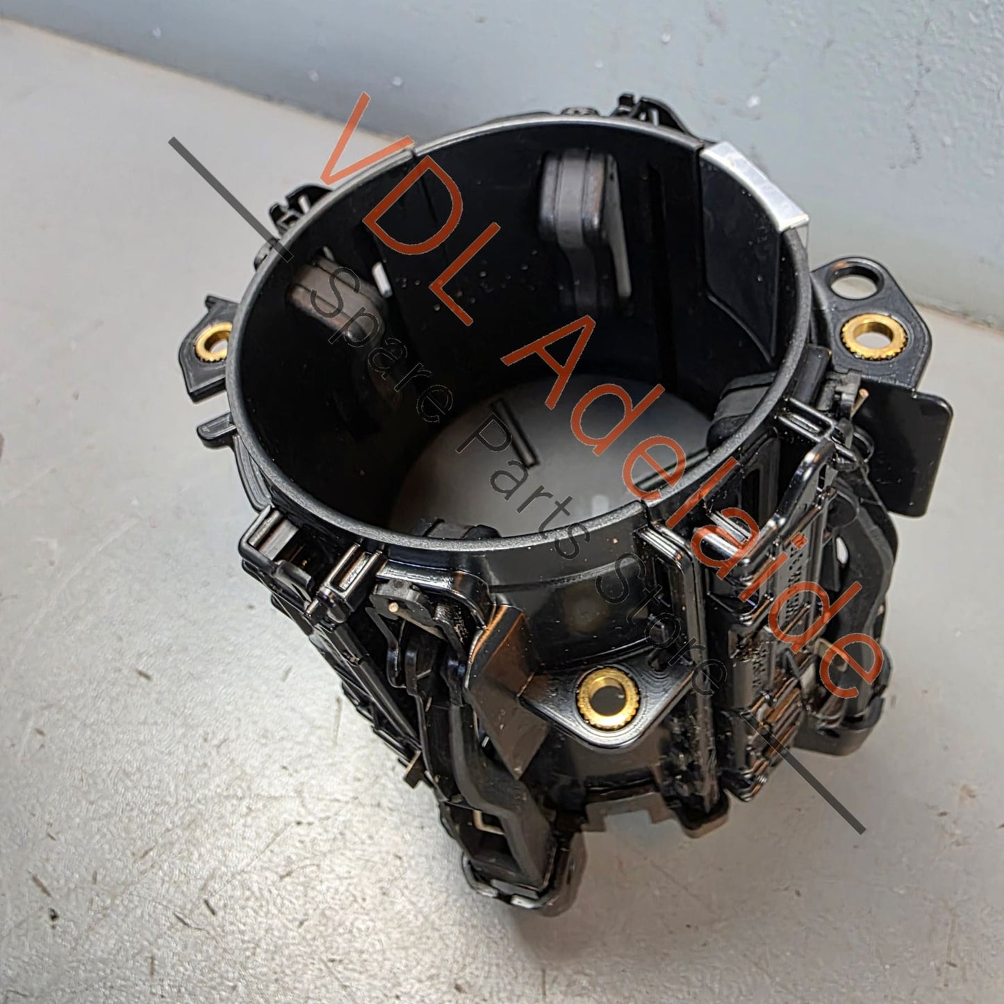 971858569D     Porsche Panamera 971 Centre Console Pop Up Drinks Cup Holder Small Front 97185869D