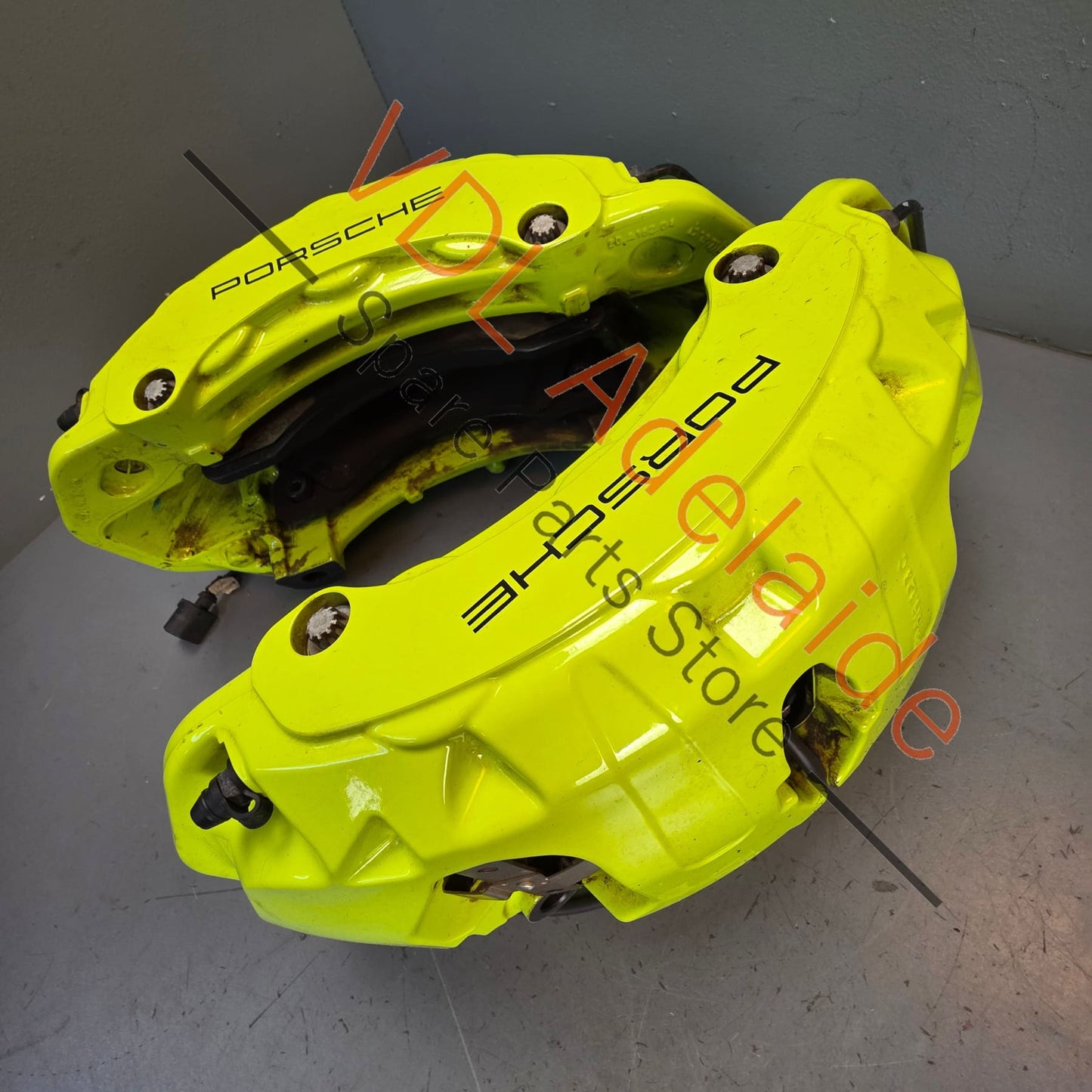 971615123E 971615124E    Porsche Panamera 971 6 Piston Brembo Brake Caliper Set suit 350mm x 34mm rotor Acid Green