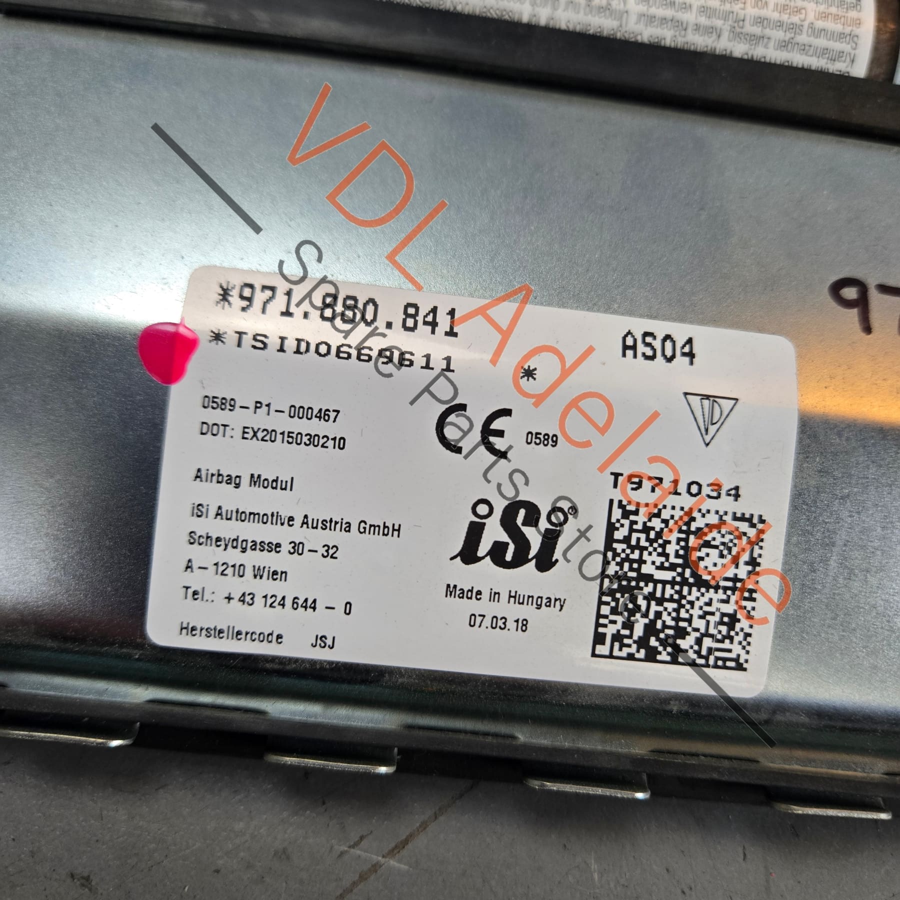 971880841     Porsche Panamera 971 Knee Airbag 971880841