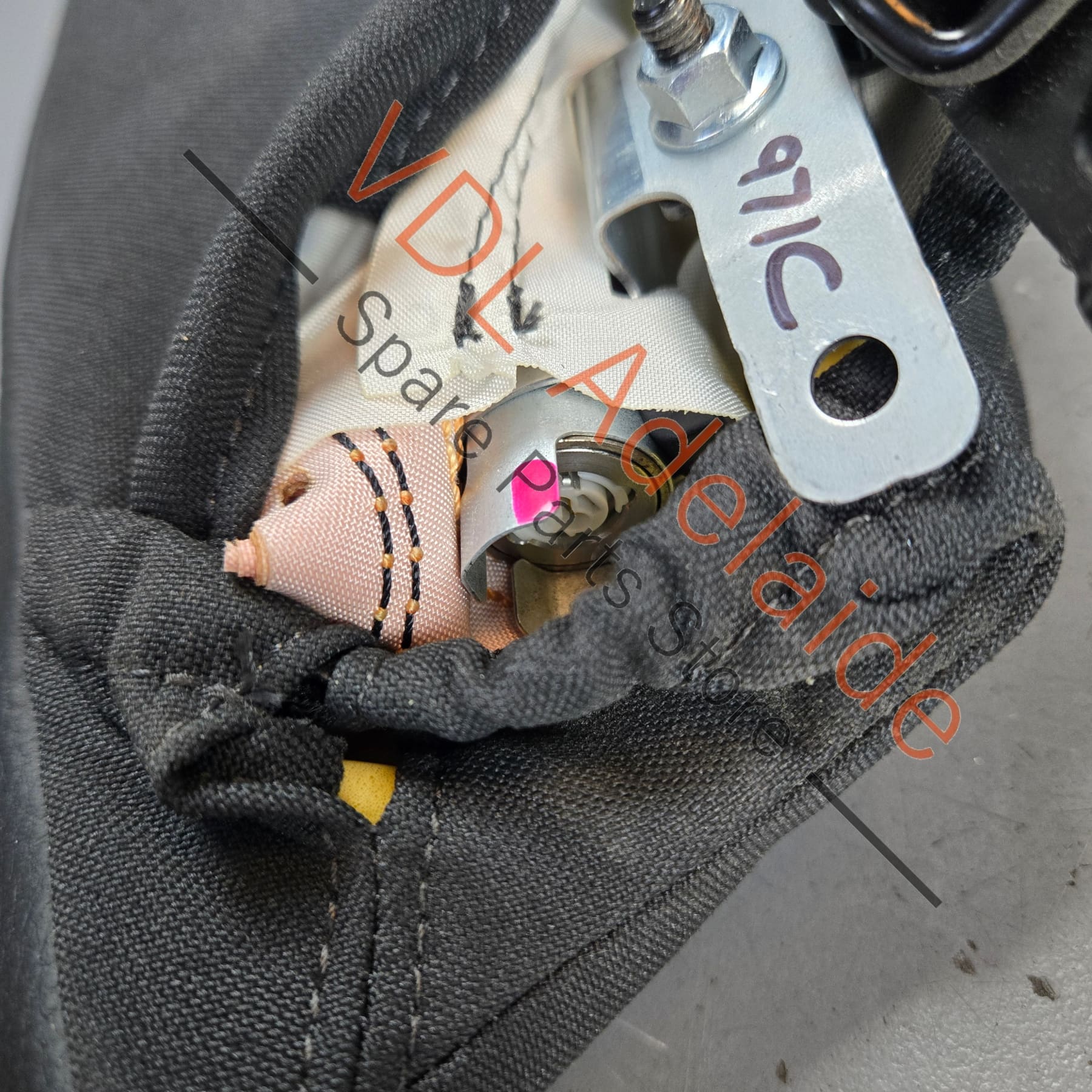 971880442A     Porsche Panamera 971 Right Side Rear Airbag 971880442A