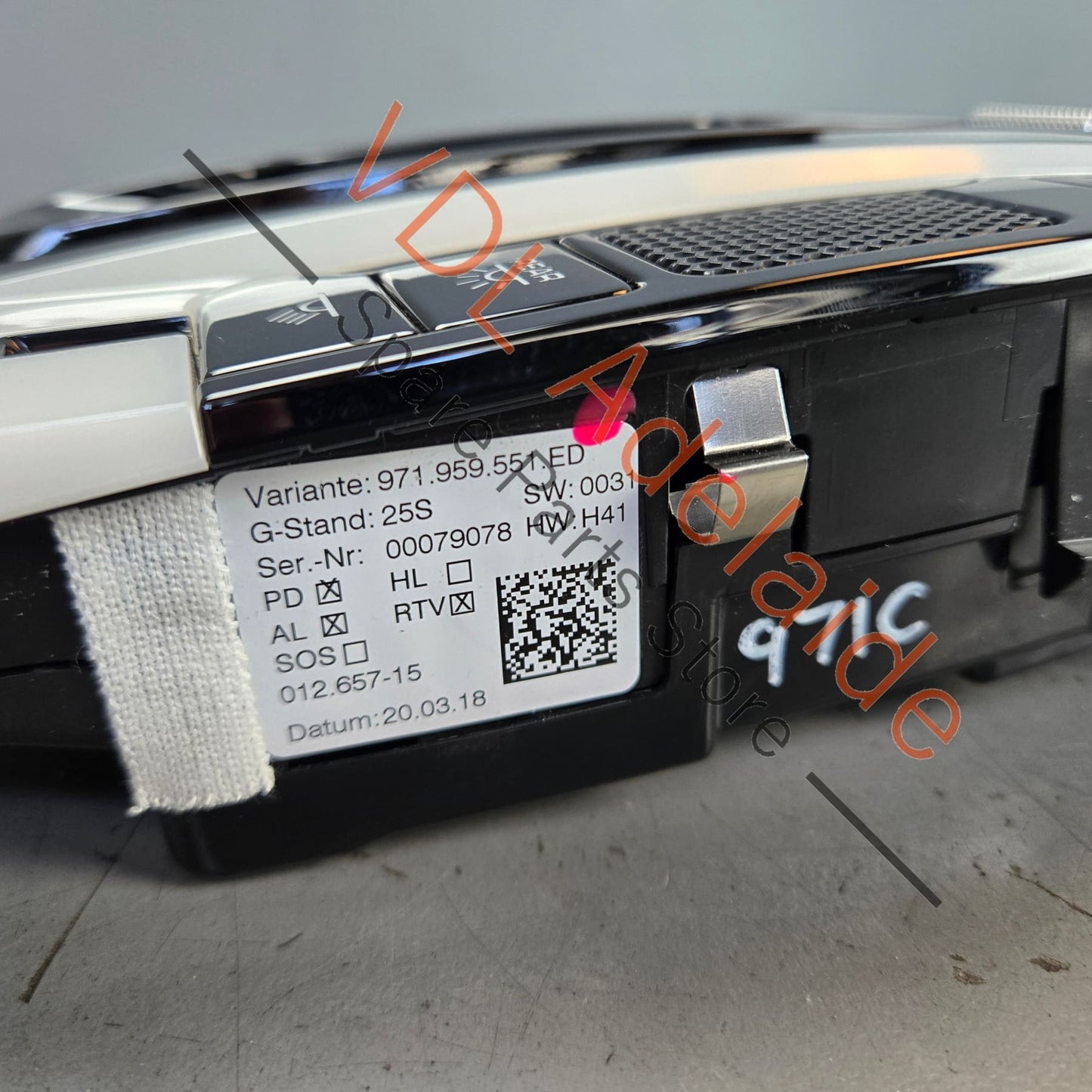 971959551ED 971959551LHHTO    Porsche Panamera 971 Overhead Dome Light Sun Roof Switch Panel 971959551ED 971959551LH