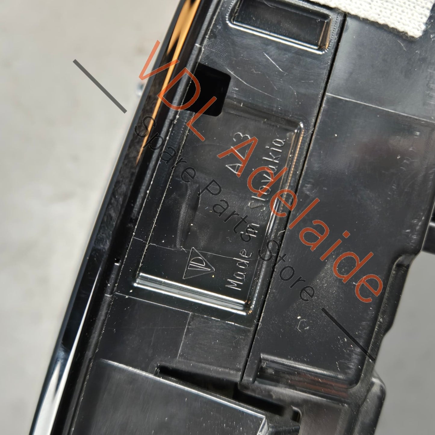 971959551ED 971959551LHHTO    Porsche Panamera 971 Overhead Dome Light Sun Roof Switch Panel 971959551ED 971959551LH