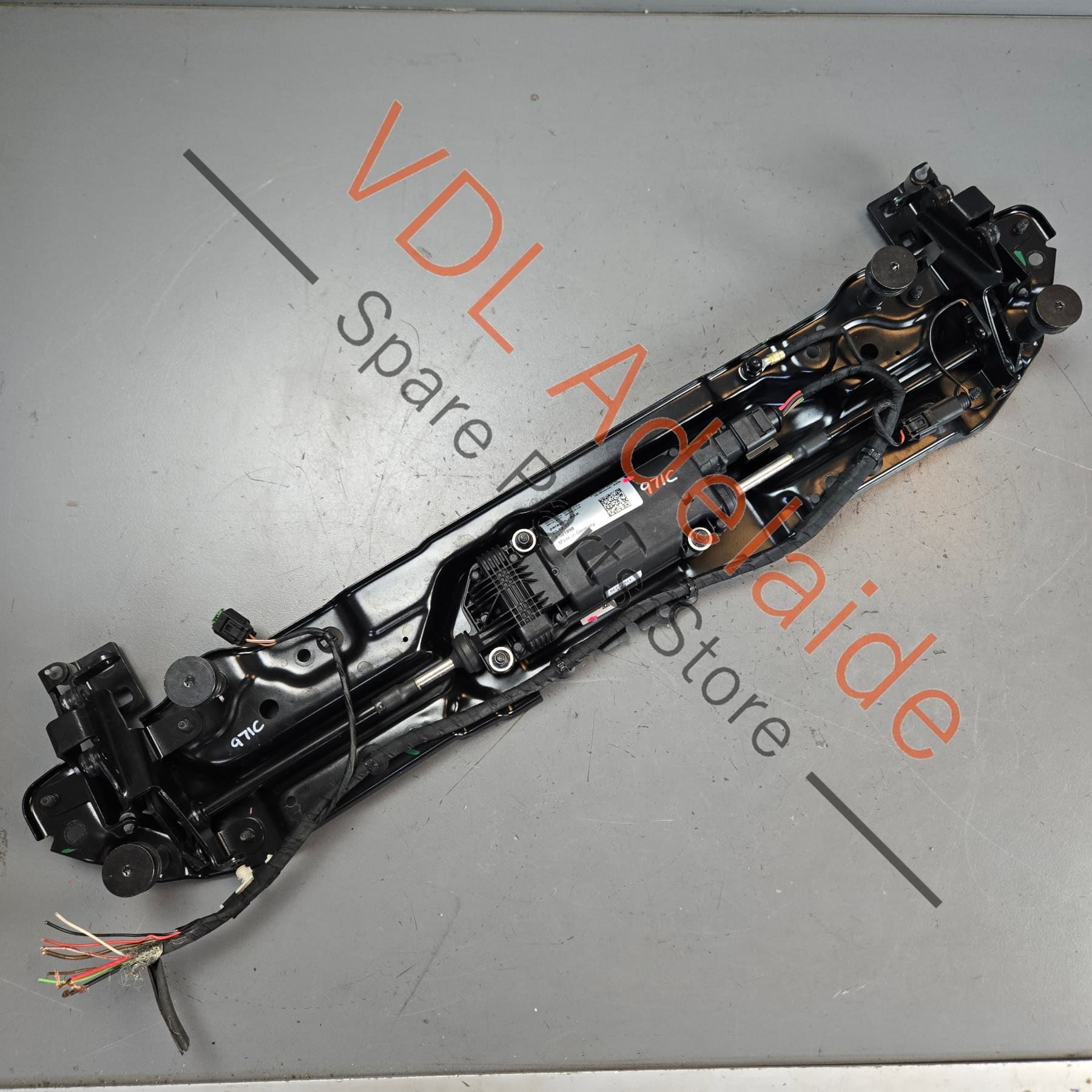 974827204E 974827204G 974827204D   Porsche Panamera 971 Rear Spoiler Drive Unit Motor 974827204G