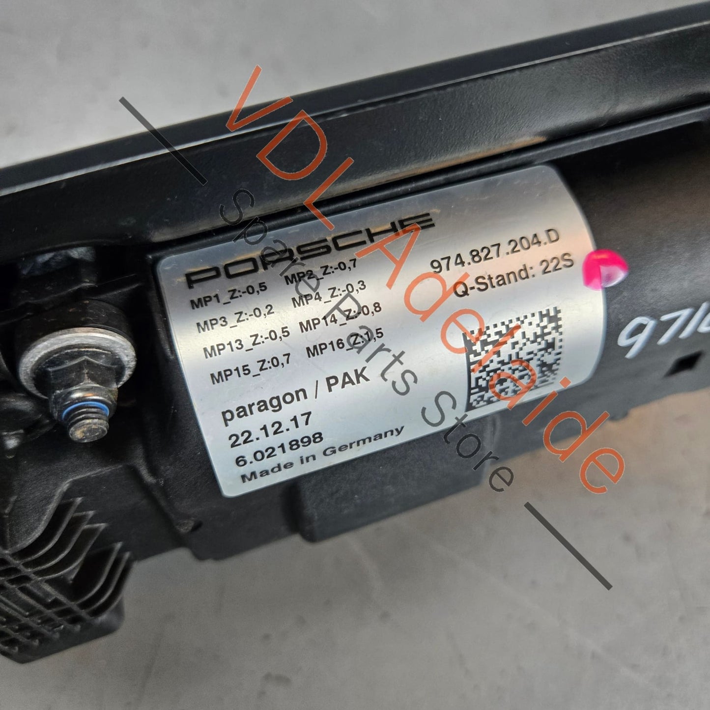 974827204E 974827204G 974827204D   Porsche Panamera 971 Rear Spoiler Drive Unit Motor 974827204G