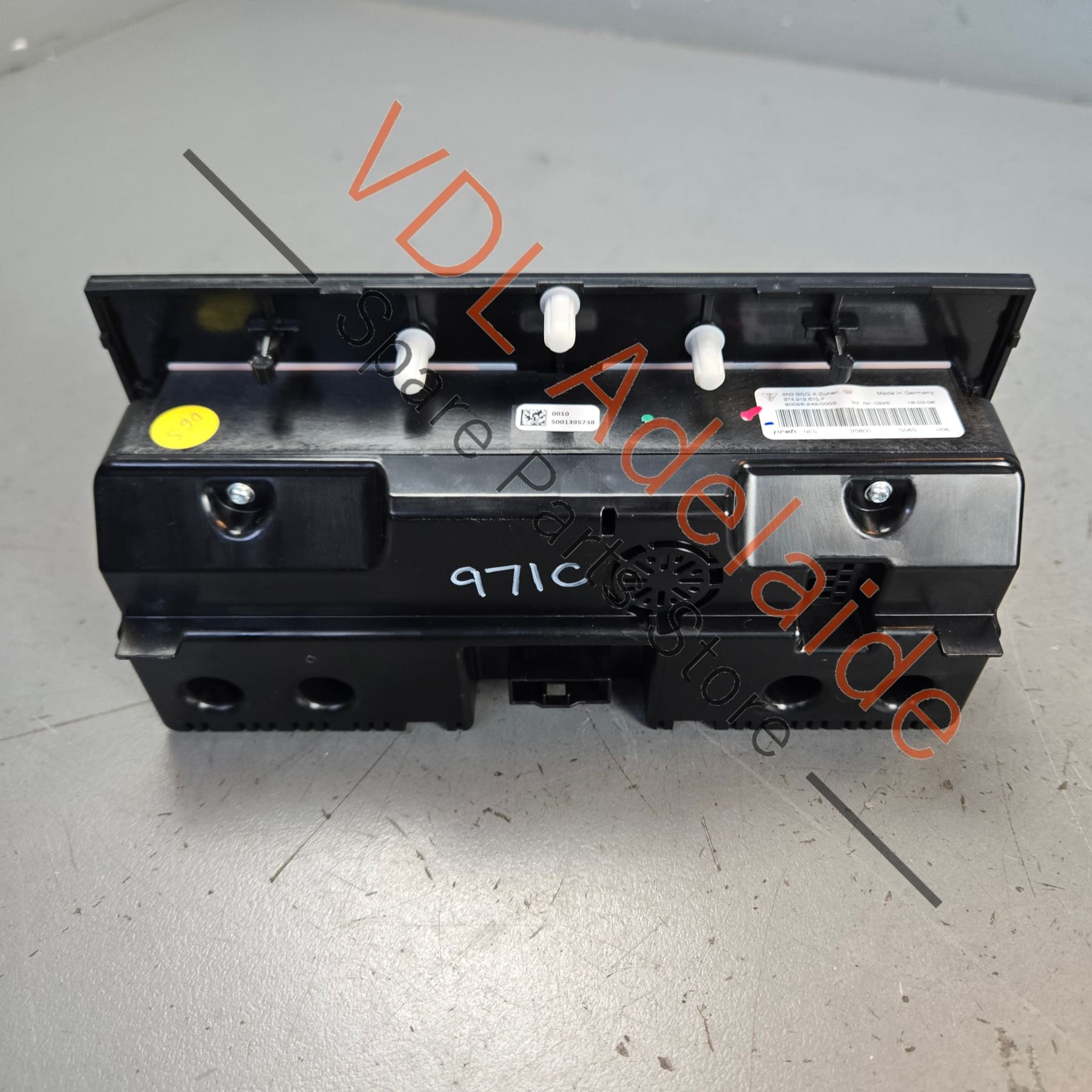 974919615P 974919615K6N3    Porsche Panamera Rear Air Conditoning Control Panel Switch 974919615P 6N3