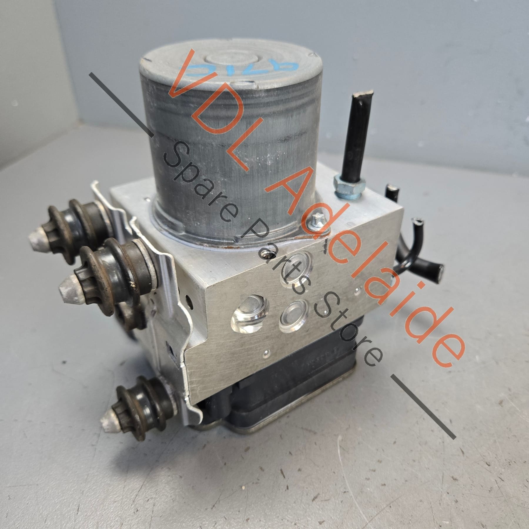 971614111M 971614111K 971614111J 
971614111F 971614095BF Porsche Panamera 971 ABS Brake Pump Module 971614111M