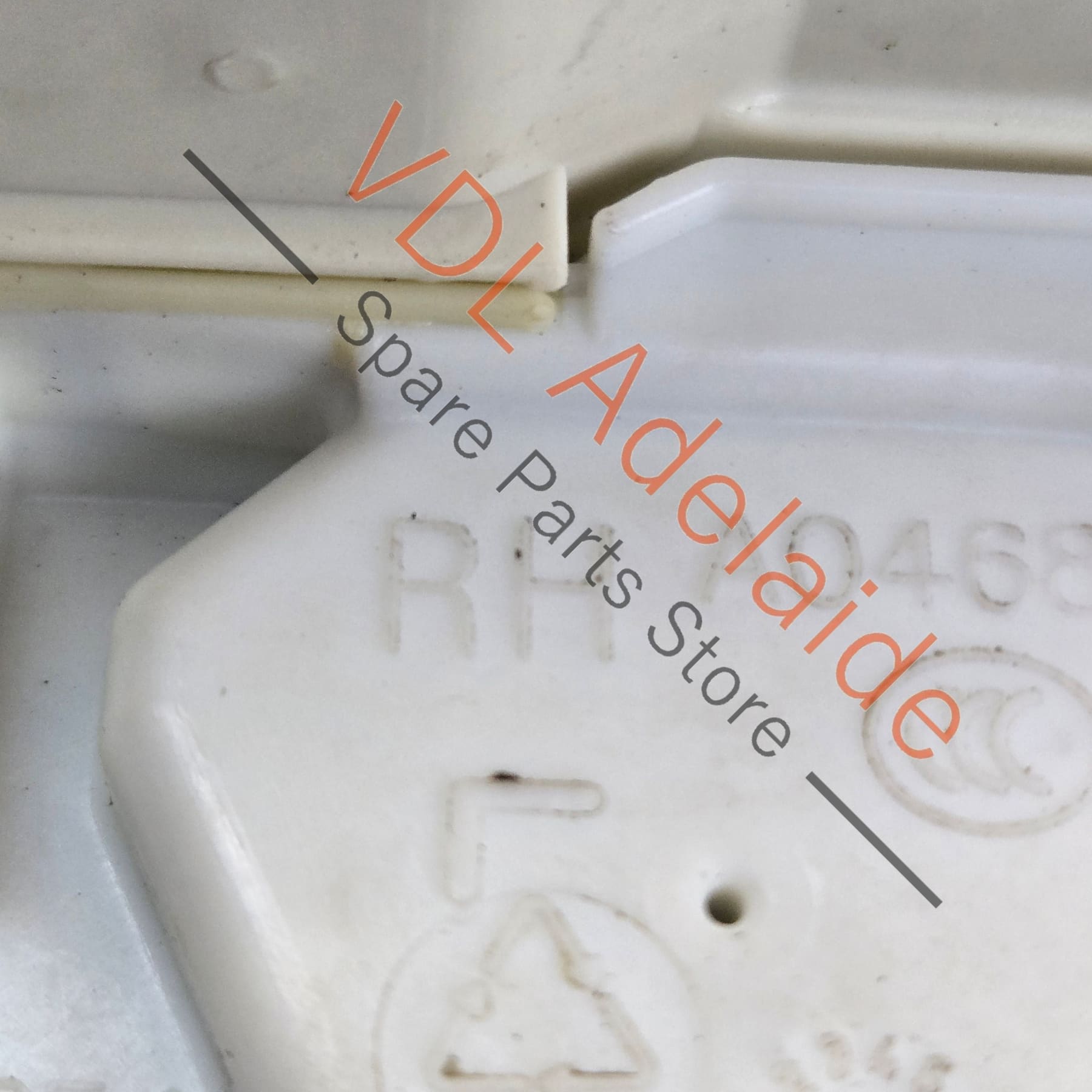 971839016B 971839016E    Porsche Panamera 971 2016-2023 Rear Right Passenger Side Door Lock Mechanism 971839016B 971839016E