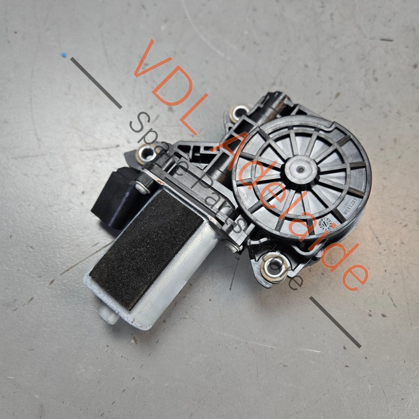 4F0837059     Porsche Panamera 971 Right Side RHS Door Closing Motor Drive Unit 4F0837059A 9A7837060