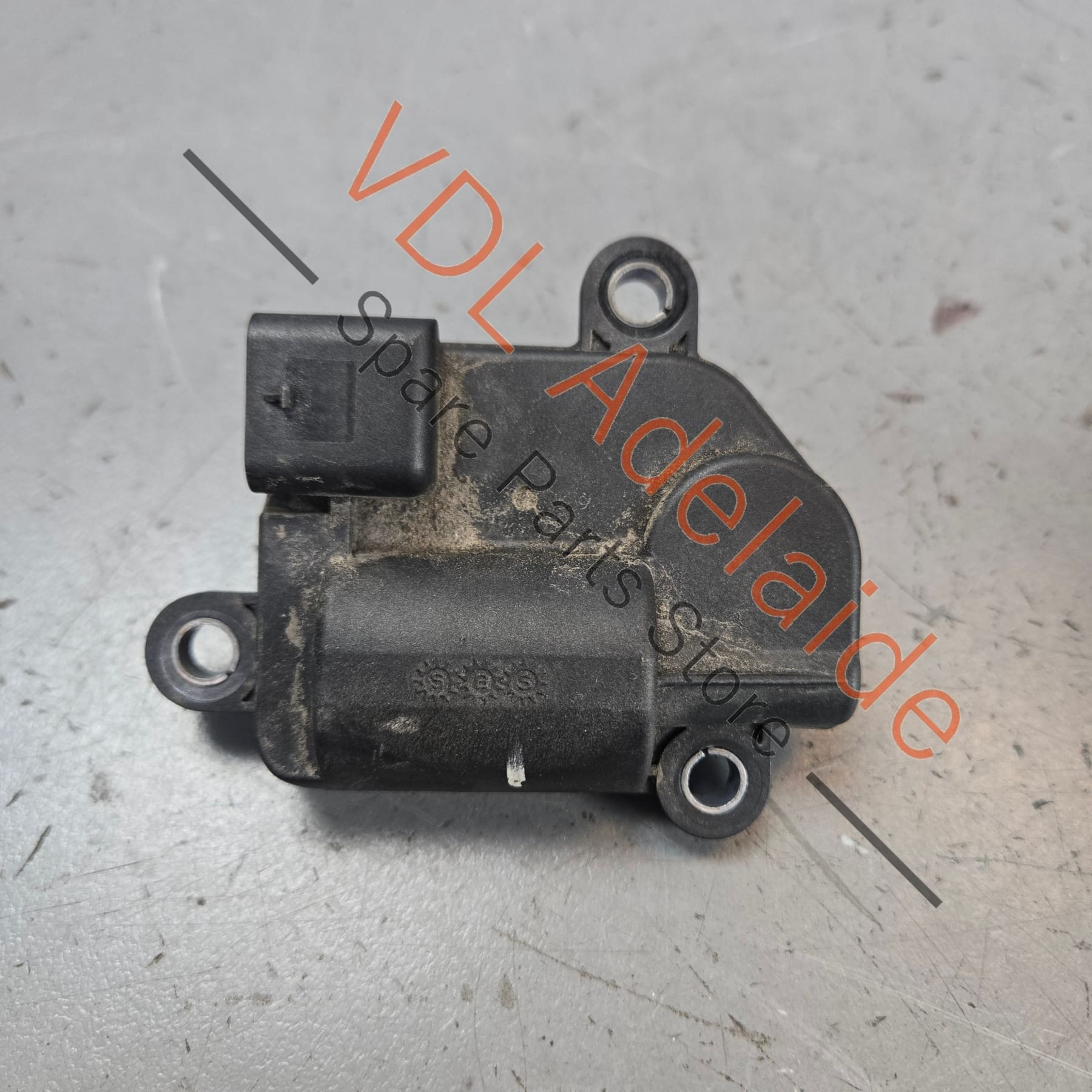 7PP133246A 9A713324600 9A7133246A   Porsche Exhaust Servo Motor Flap 9A7133246A 7PP133246A