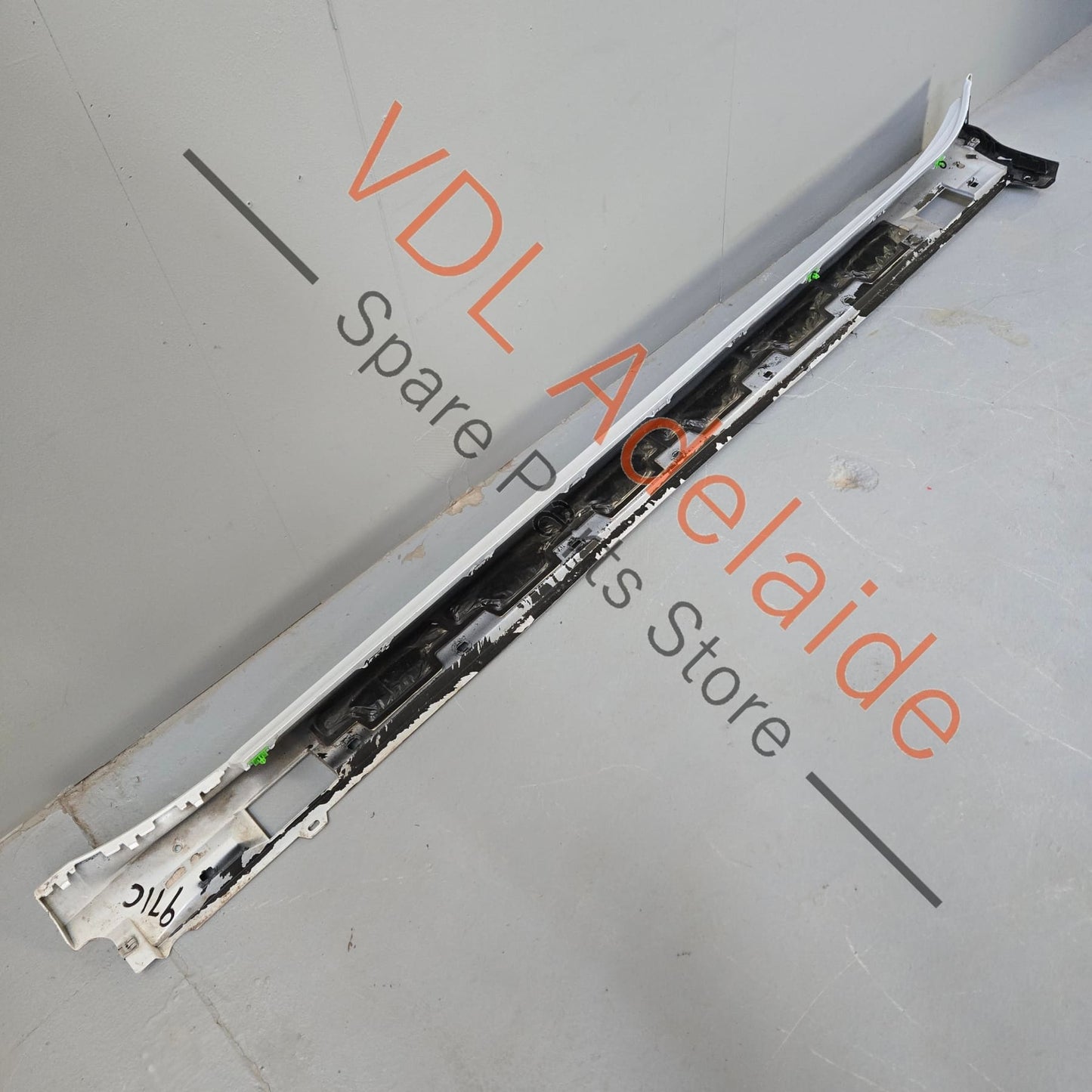 971854884B    Porsche Panamera 971 Right RHS Side Skirt Rocker Panel Moulding 971854884B