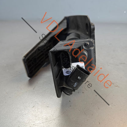 971723507A 971723507D   Porsche Panamera 971 Throttle Pedal 9711723507A