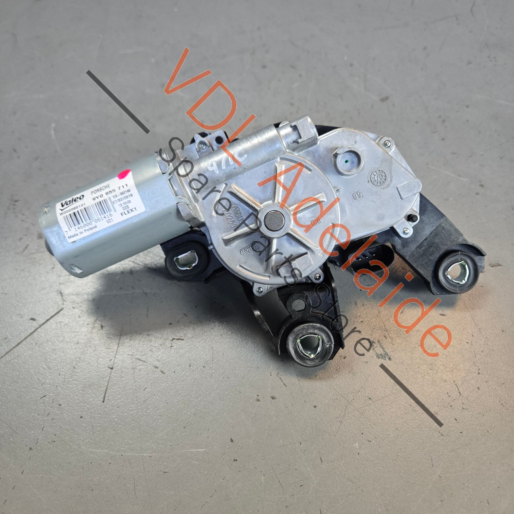 9Y0955711    Porsche Panamera 971 Cayenne 9Y E3 Rear Windscreen Wiper Motor 9Y0955711