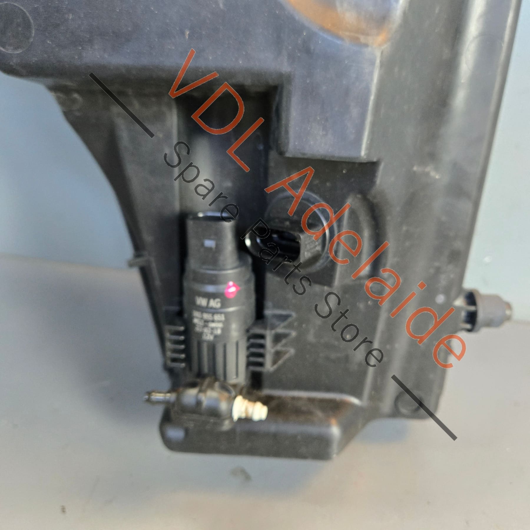 971955453D 971955463   Porsche Panamera Turbo 971 Windscreen Washer Fluid Tank Reservoir Bottle