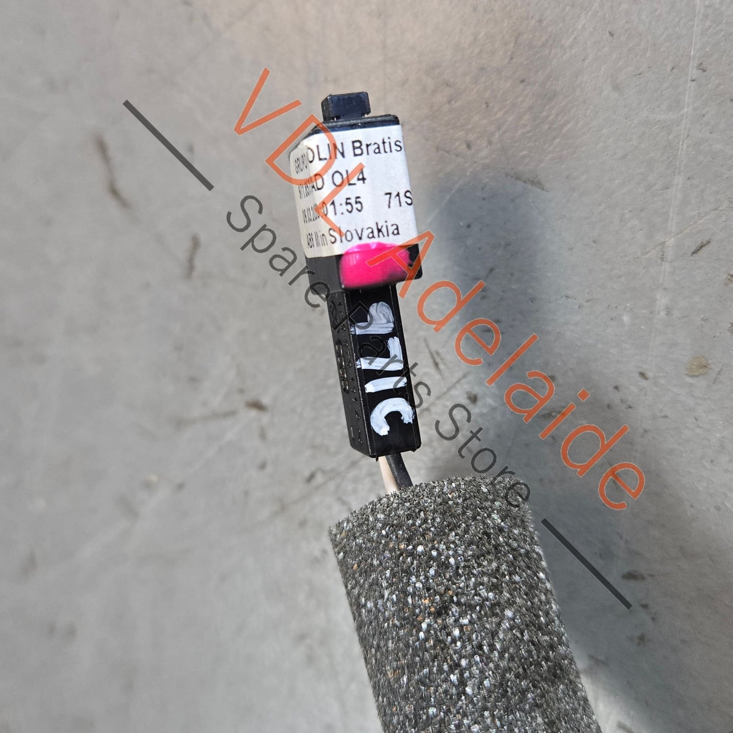 971857552P    Porsche Panamera 971 Right Side Sun Visor Black 971857552P