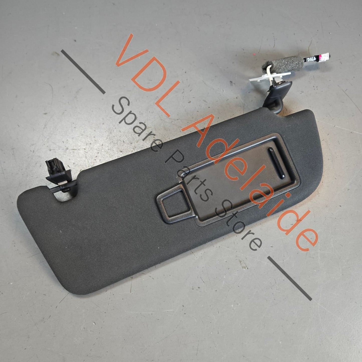 971857552P    Porsche Panamera 971 Right Side Sun Visor Black 971857552P