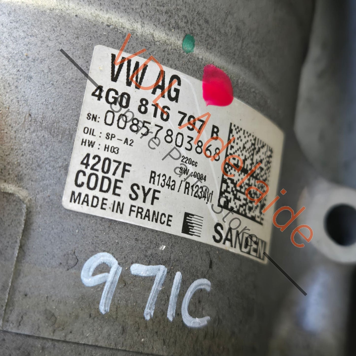 4G0816797B PAB816797A   Porsche Audi Bentley Electric Air Conditioning Compressor for Hybrid Cars 4G0816797B PAB816797A