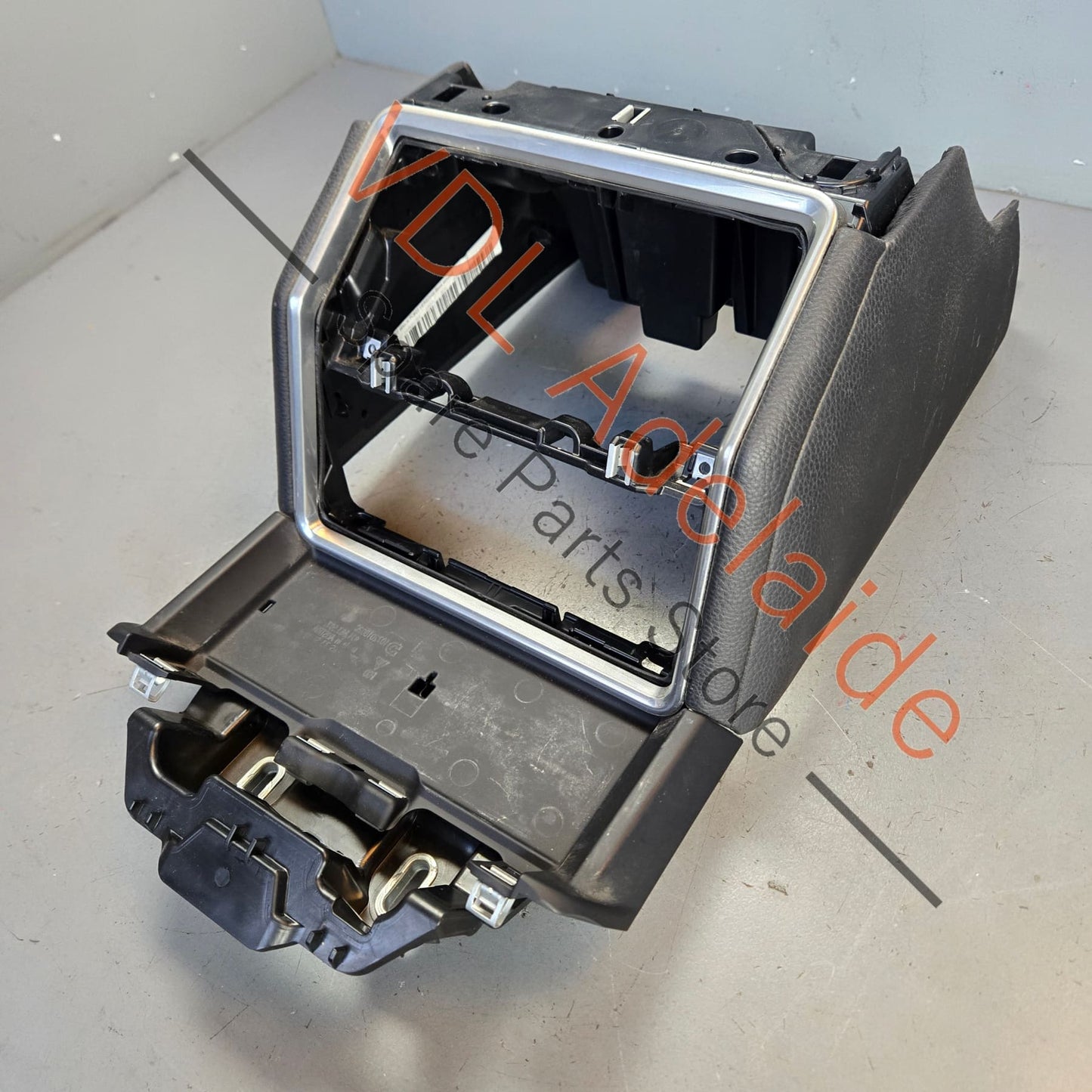 974863241C 974863241F7P8   Porsche Panamera 971 Rear Centre Console Trim 974863241F 7P8