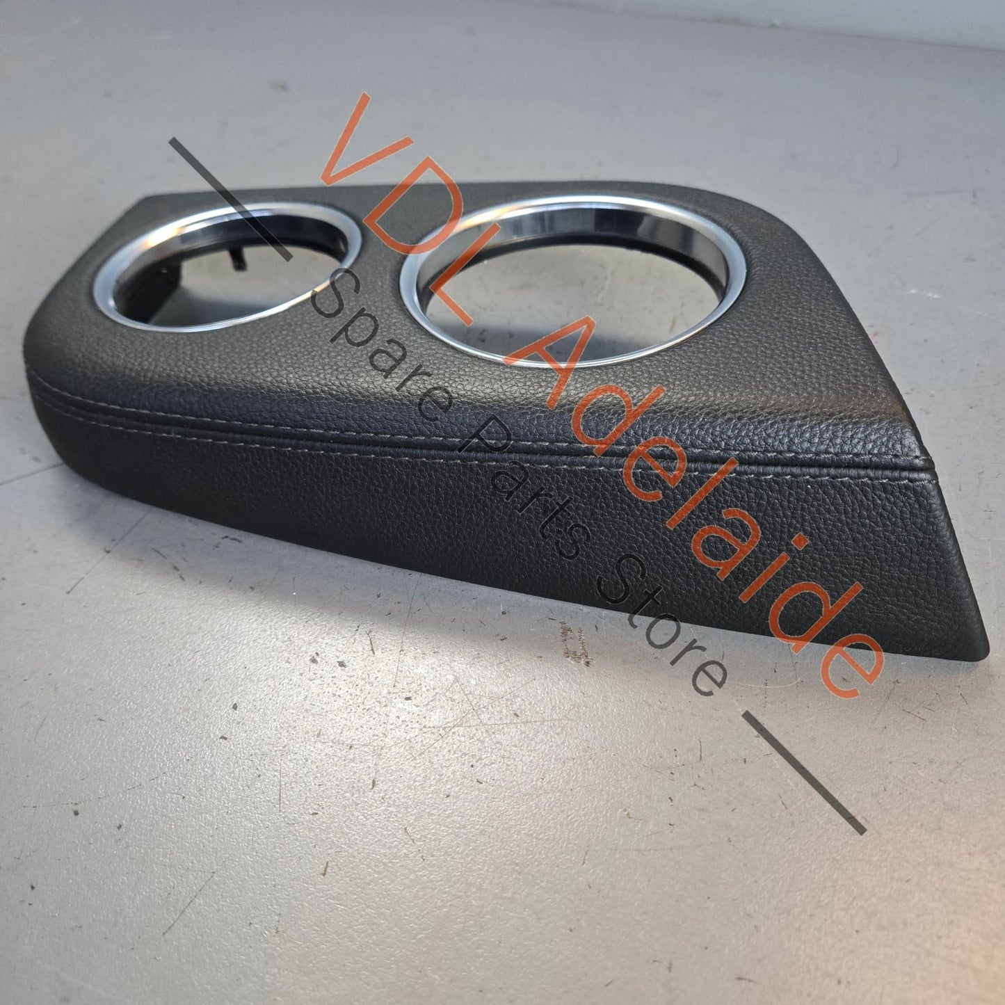 971863488C    Porsche Panamera Leather Centre Console Armrest Arm Rest Drinks Cover Trim 971863488C 21U