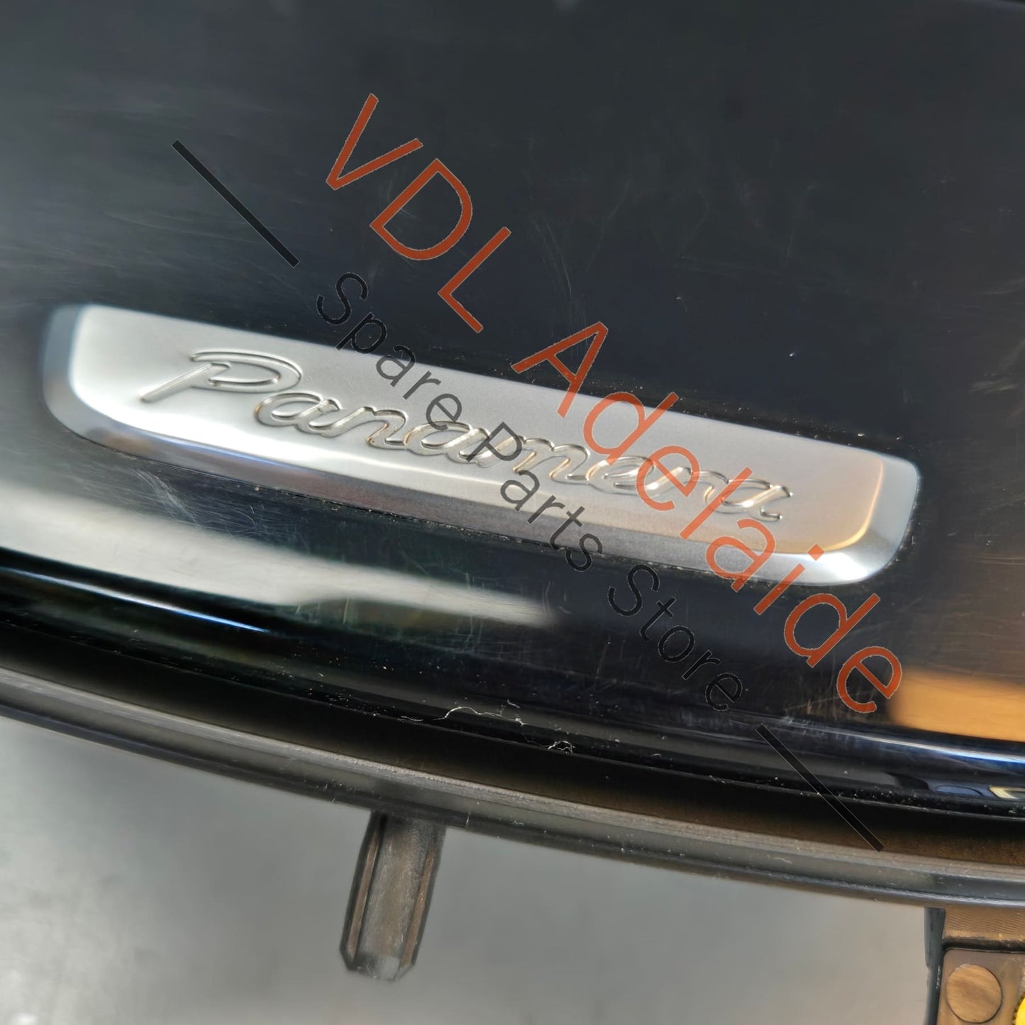 971858417AN0V3 971858417AN 971858331B  Porsche Panamera Centre Ashtray Compartment Flip Open 971858417AN 0V3 971858331B