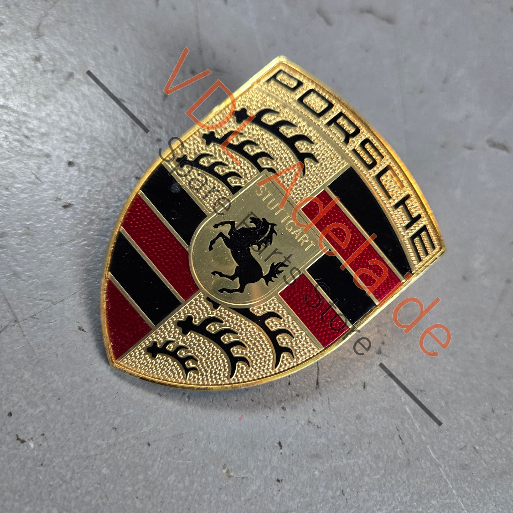 9P1853601    Porsche Bonnet Badge Emblem Gold 9P1853601 Cayenne 911 Boxster Macan