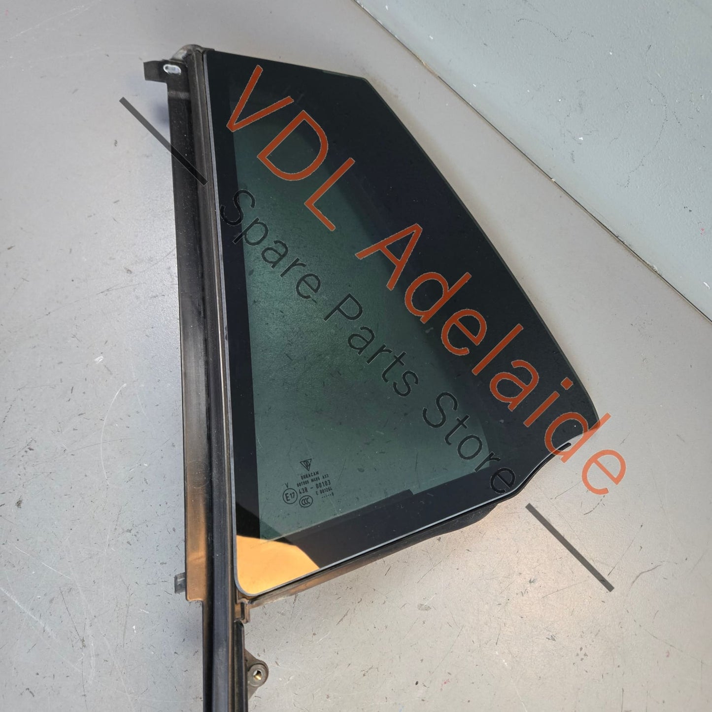 974845025C    Porsche Panamera Turismo 971 Rear Left Door Quarter Window Privacy Glass Tinted