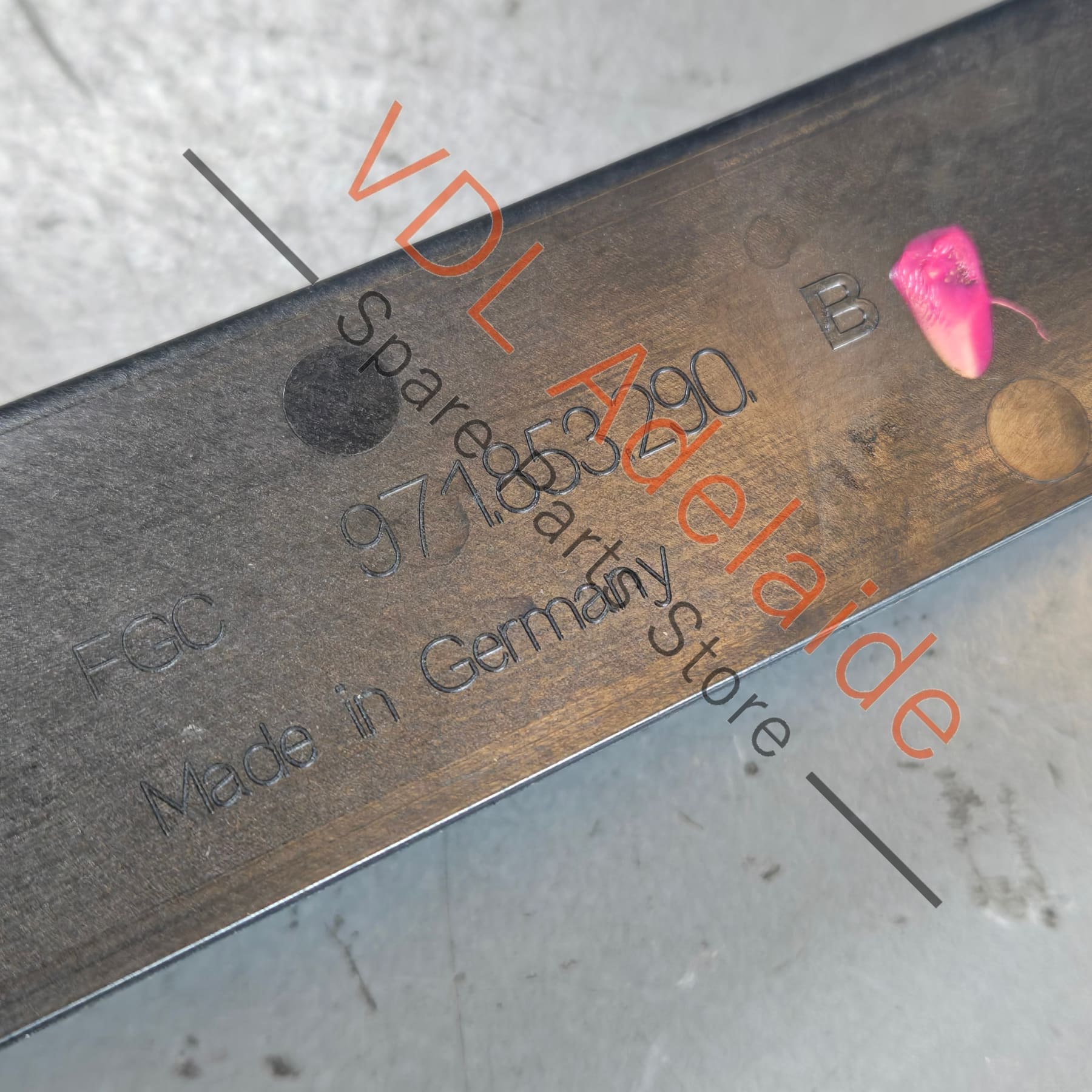 971853290    Porsche Panamera 971 Right Rear Door Exterior B Pillar Trim Gloss Black 971853290