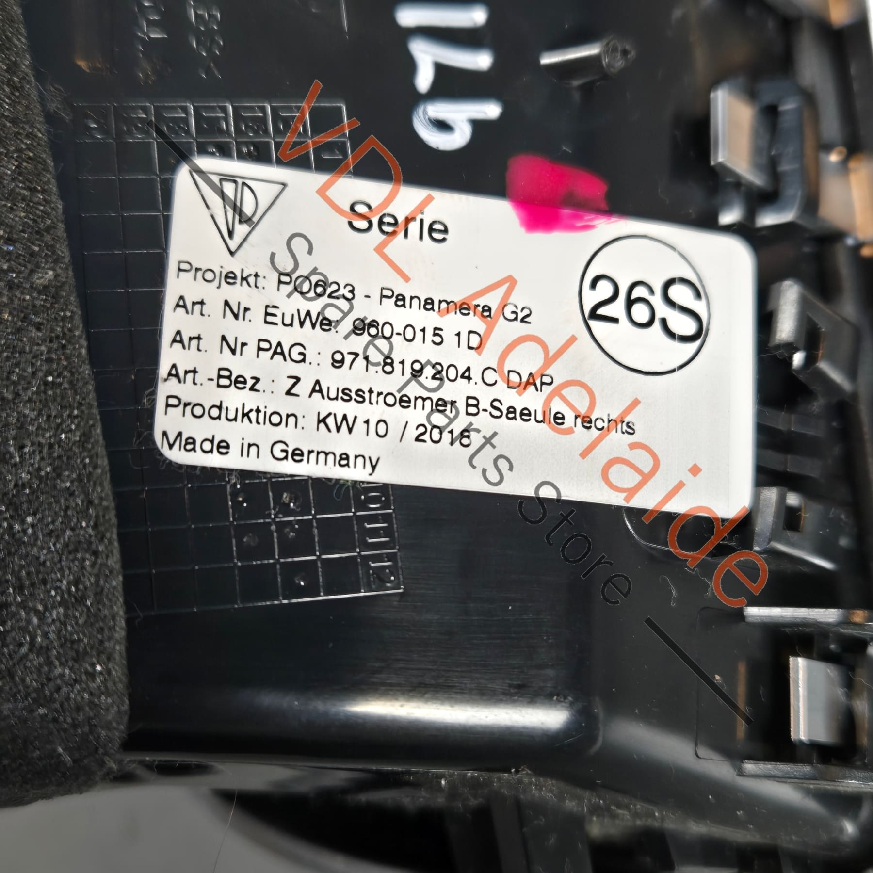 971819204C 971819204CDAP   Porsche Panamera 971 Right B Pillar Air Conditioning Vent 971819204C DAP