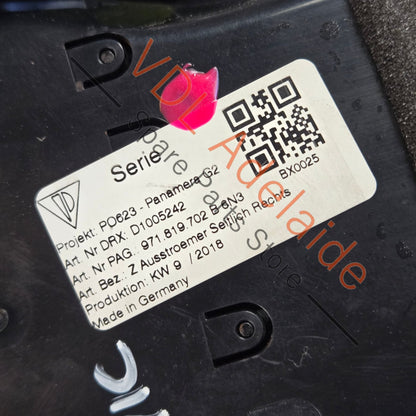 971819702B    Porsche Panamera 971 RHS Right Side Dashboard Air AC Vent 971857715E 971819702B