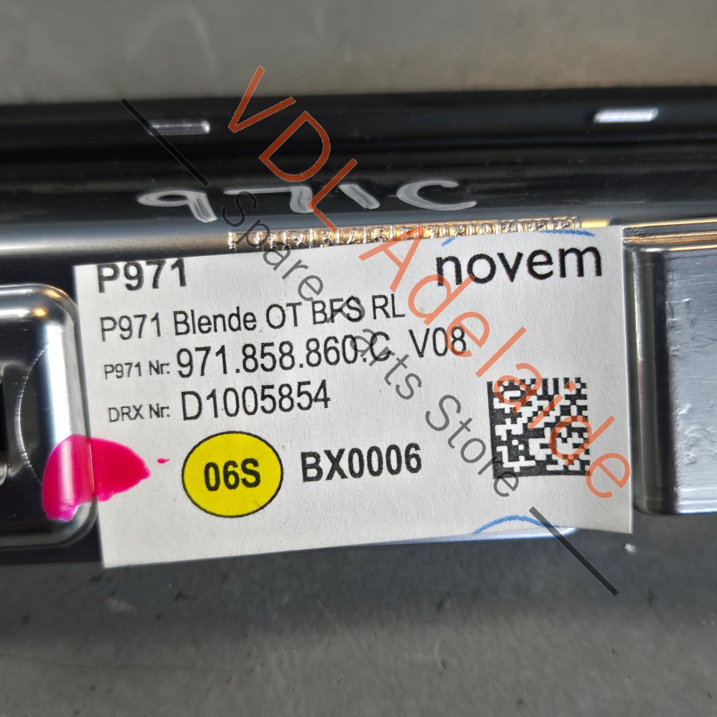 971858860C 971858860CV08   Porsche Panamera  971 2017-2020 Dashboard Trim Insert Chrome Galvano Silver 971858860C V08