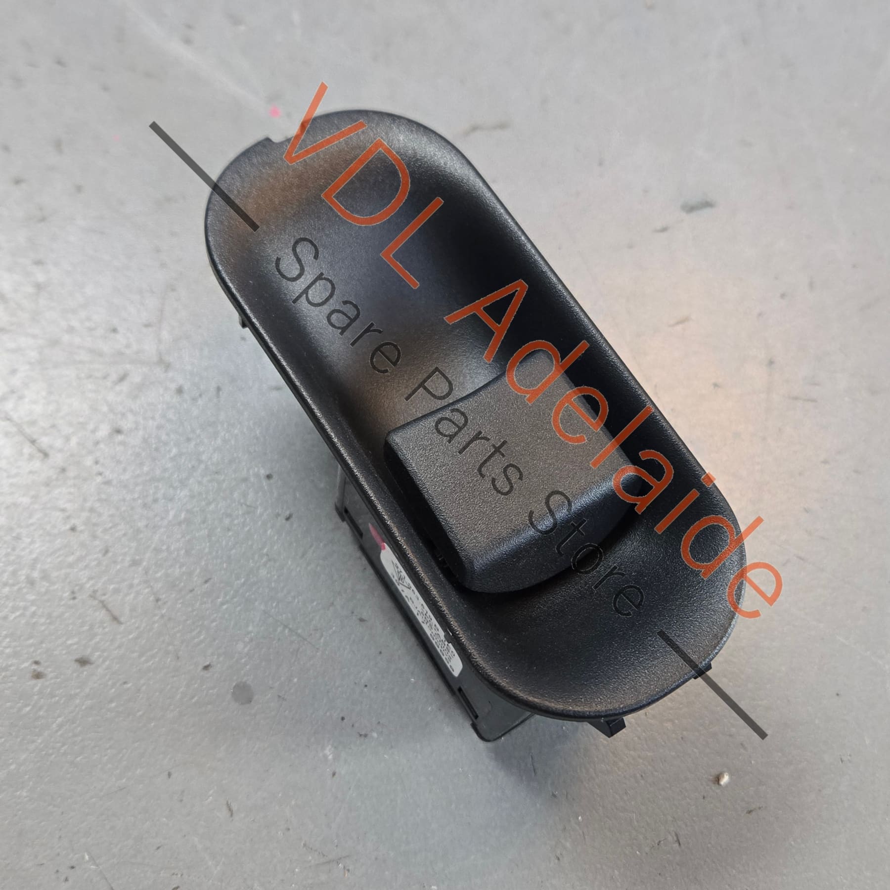 971953519B    Porsche Cayenne 9Y Panamera 971 Steering Column Adjustment Switch 971953519B