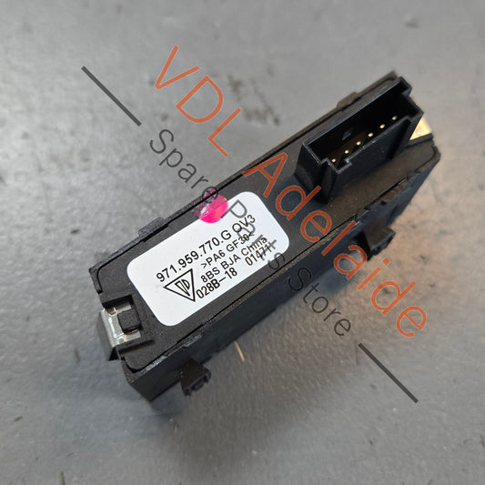 971959770G   Porsche Panamera 971 Passenger Front Left Door Memory Seat & Door Lock Unlock Button Switch 971959770G