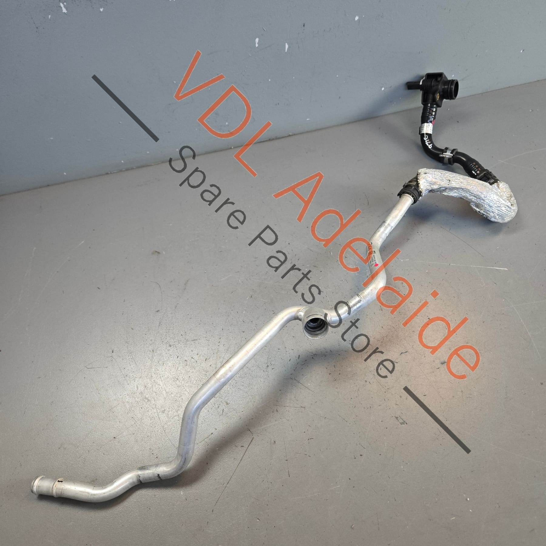 971820440A   Porsche Panamera 971 Coolant / Refrigerant Pipe Hose 971820440A
