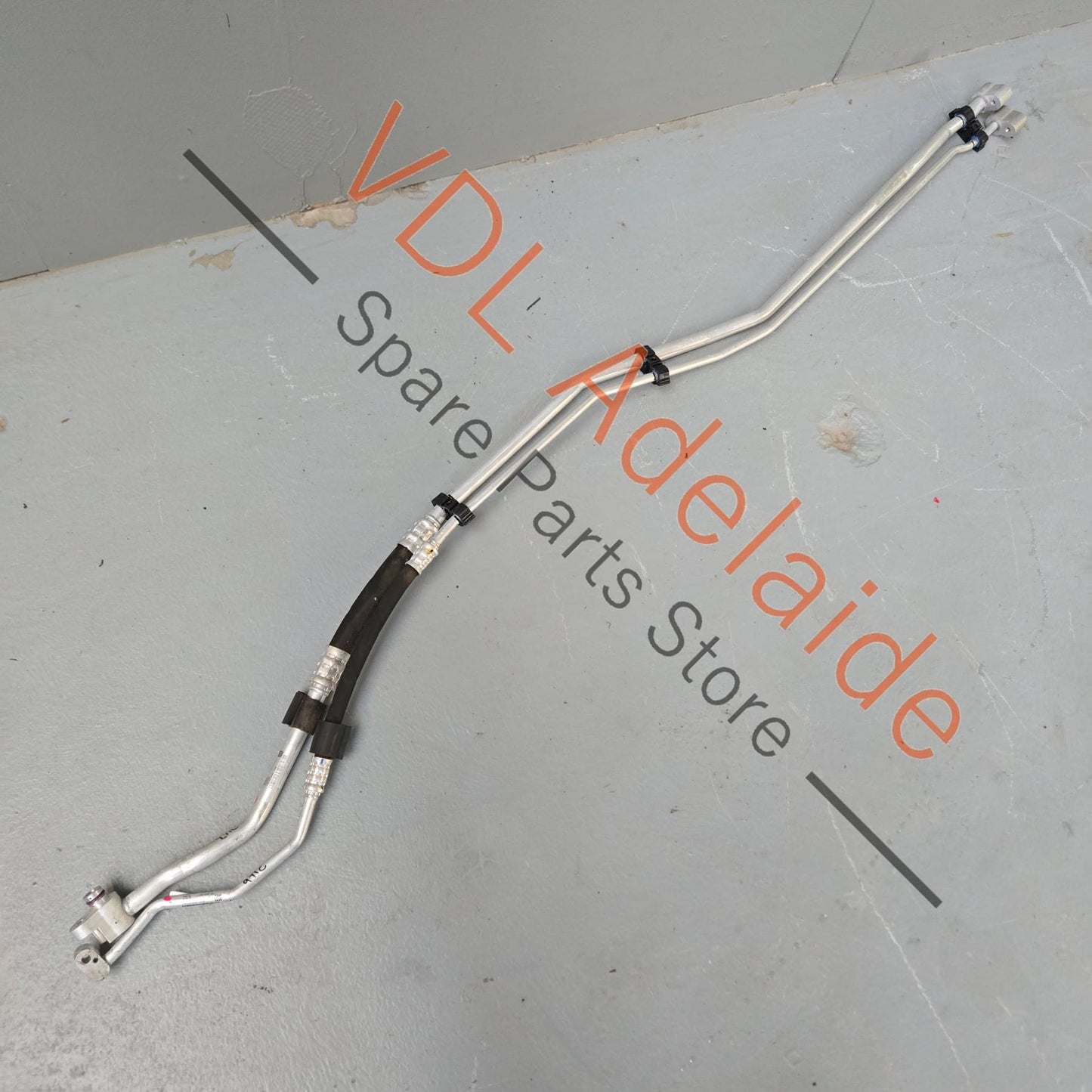 971121084E   Porsche Panamera 971 Coolant Pipe 971121084E