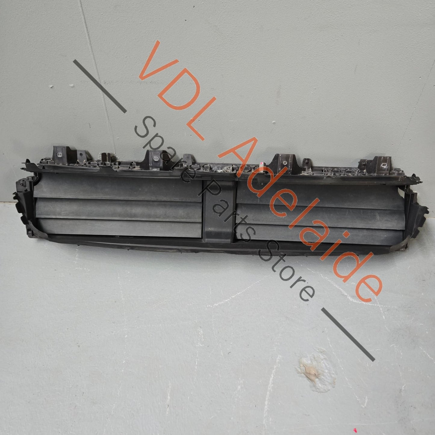 95B965501AA 971121257BOK1 95B965501H Porsche Panamera Radiator Vent Flap with Servomotor 95B965501AA 971121257B