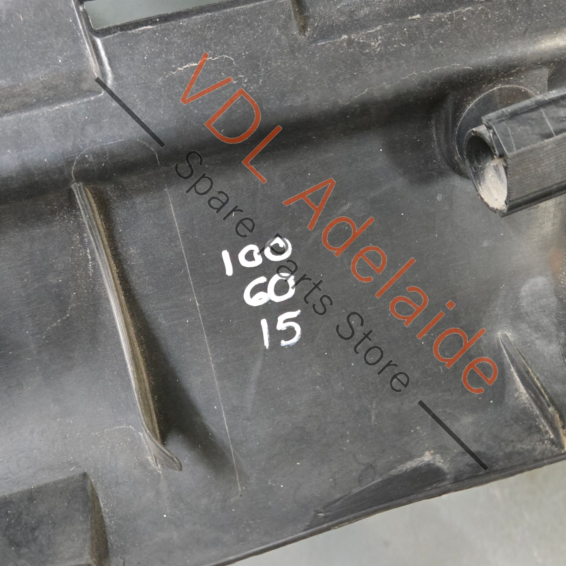 971121707E   Porsche Panamera 971 Radiator Air Guide 971121707E