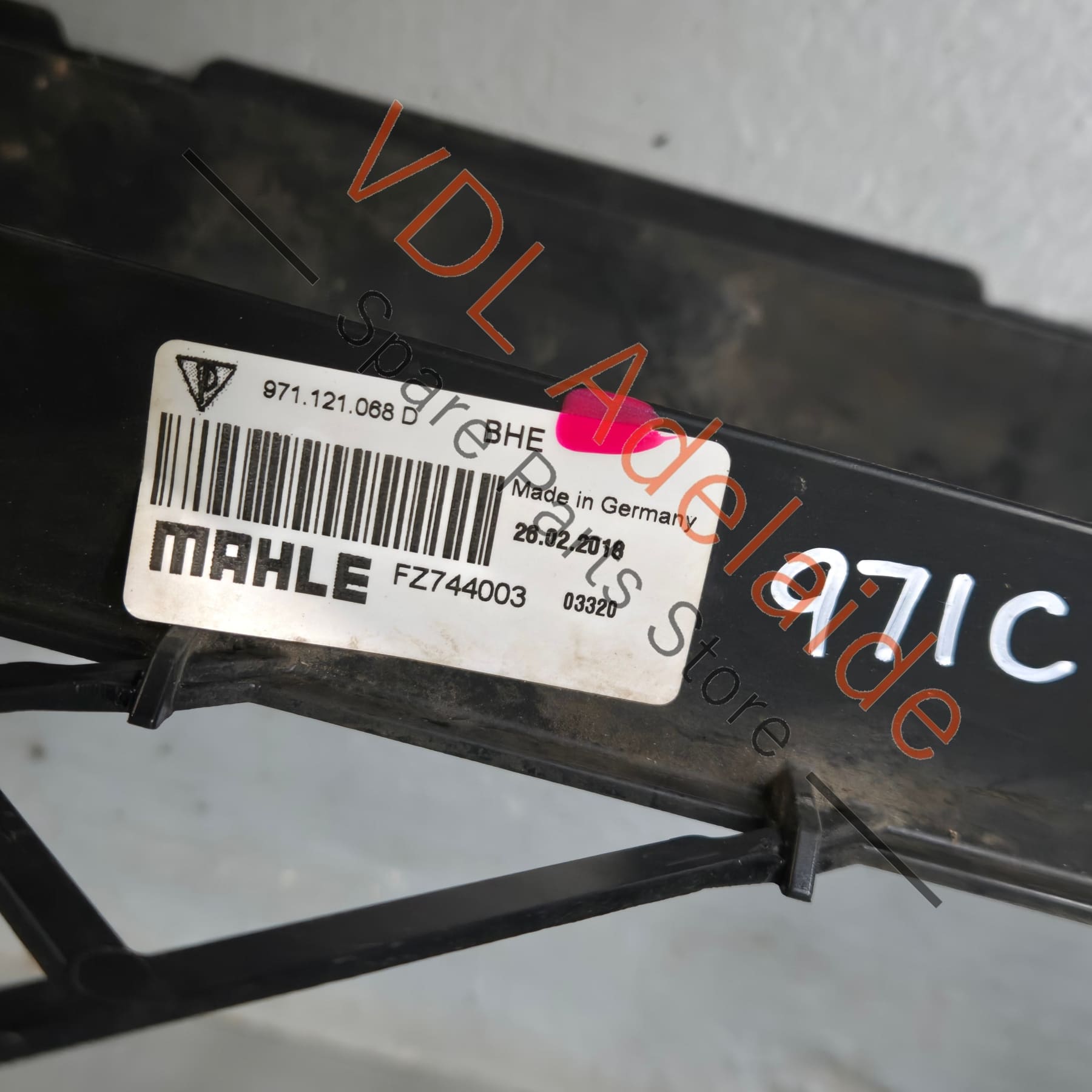 PAE121068 971121068D  Porsche Panamera Radiator Mounting Bracket PAE121068 971121068D